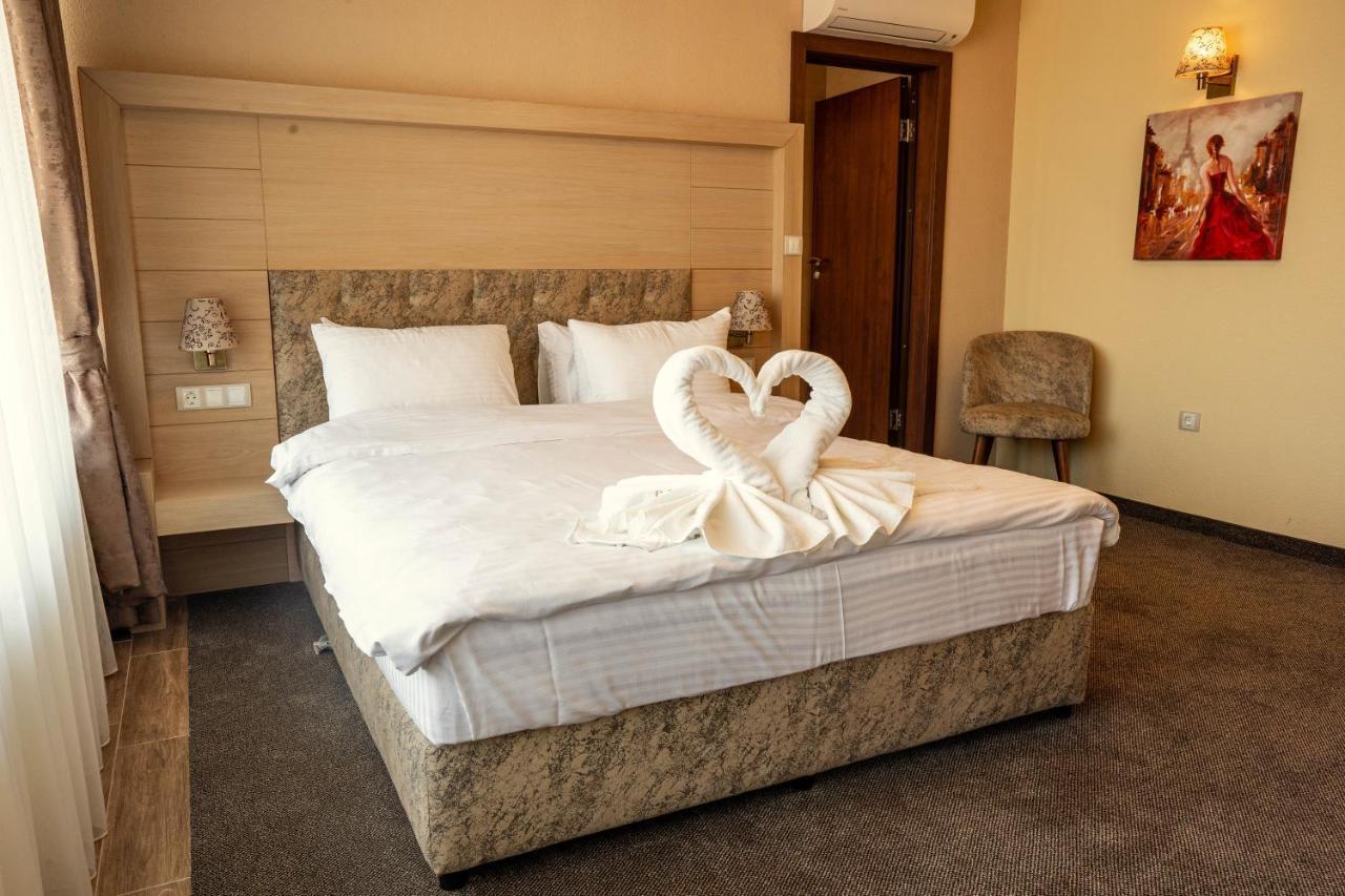Boutique Hotel Provence Бутик Хотел Прованс 佩特里奇 外观 照片